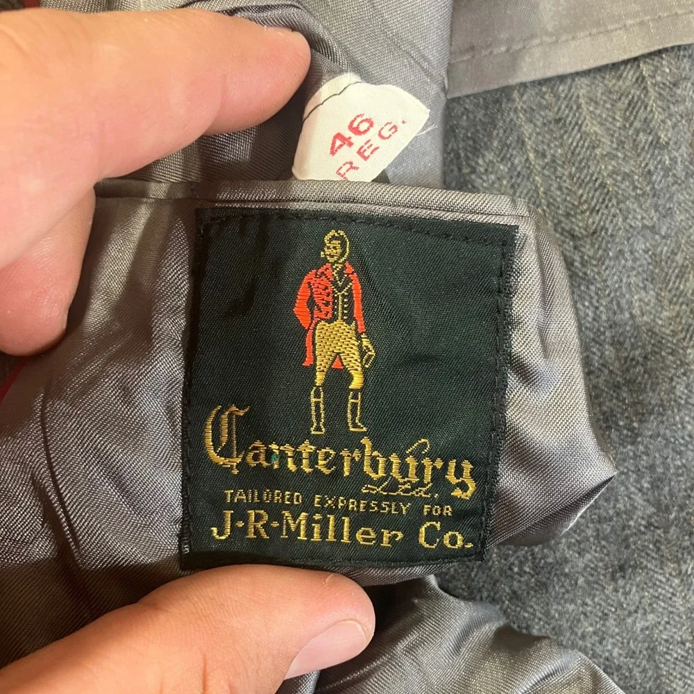 Canterbury Ltd Vintage 3Piece Suit Gray Herringbone Pinstripe 46R Union Made USA